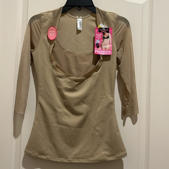NWT Flexees by Maidenform -size M💥 - Picture 1 of 7